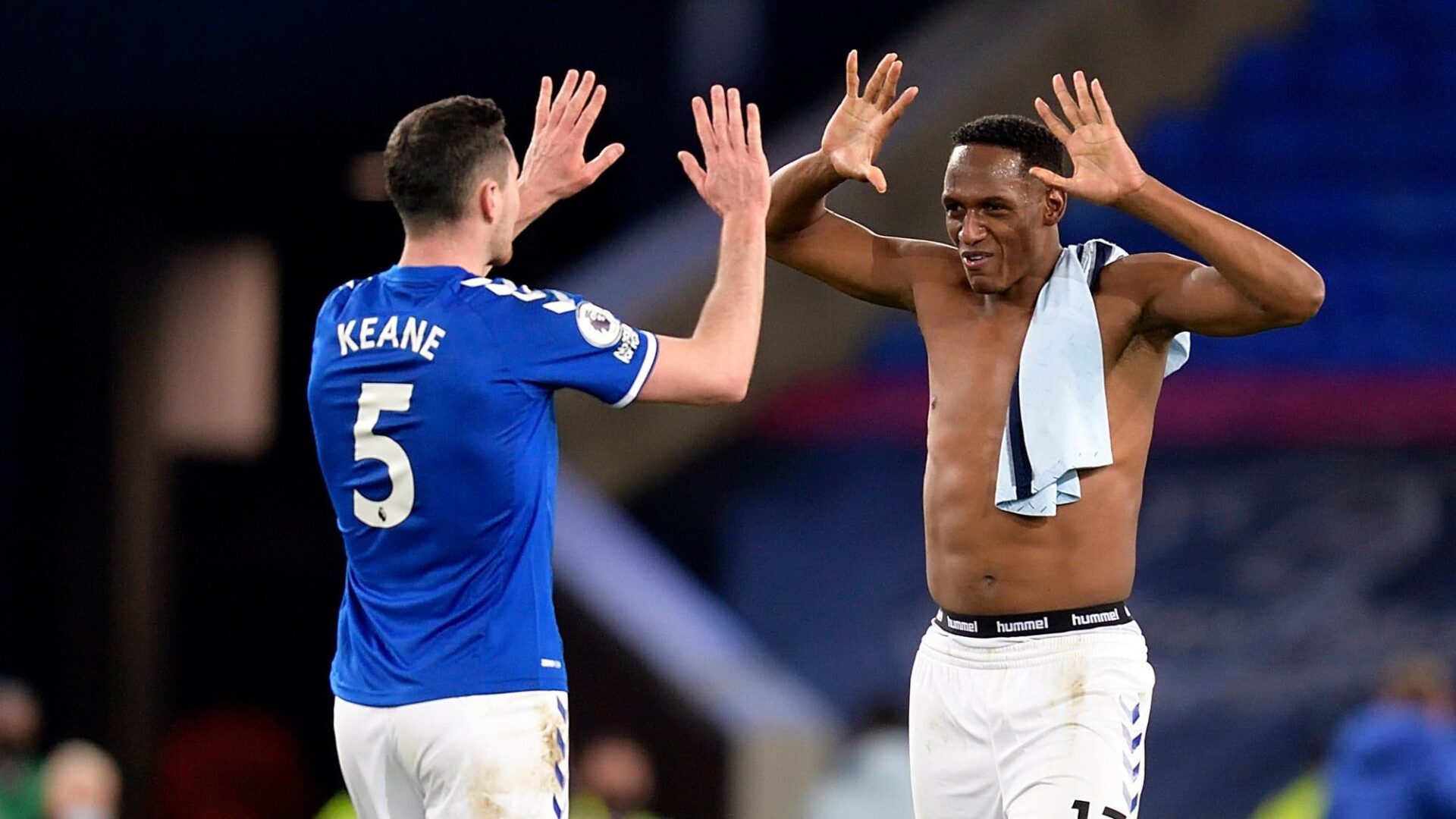 ¡Everton imparable! El equipo de Yerry Mina ganó ante el Sheffield y es segundo en la Premier League