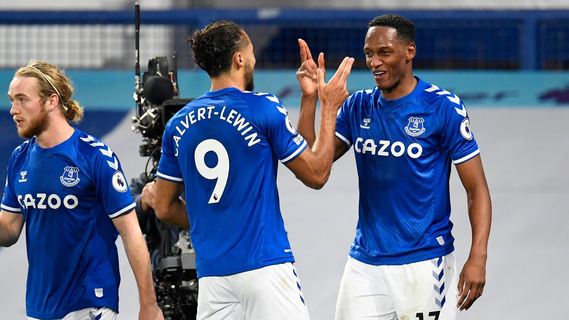 Mina protagonista en la victoria de Everton frente al Arsenal