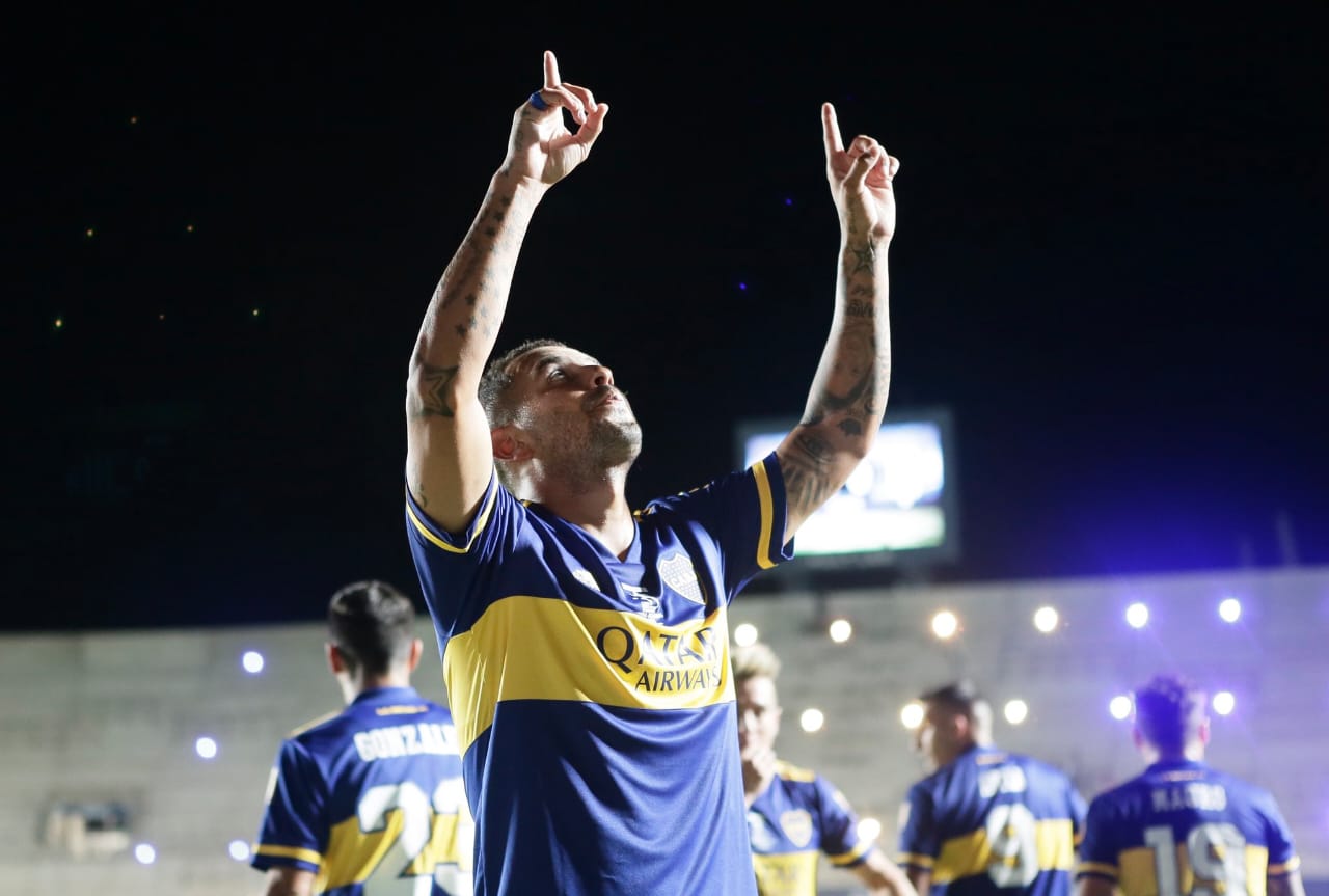 Con golazo de Cardona y por penales Boca se coronó campeón en Argentina