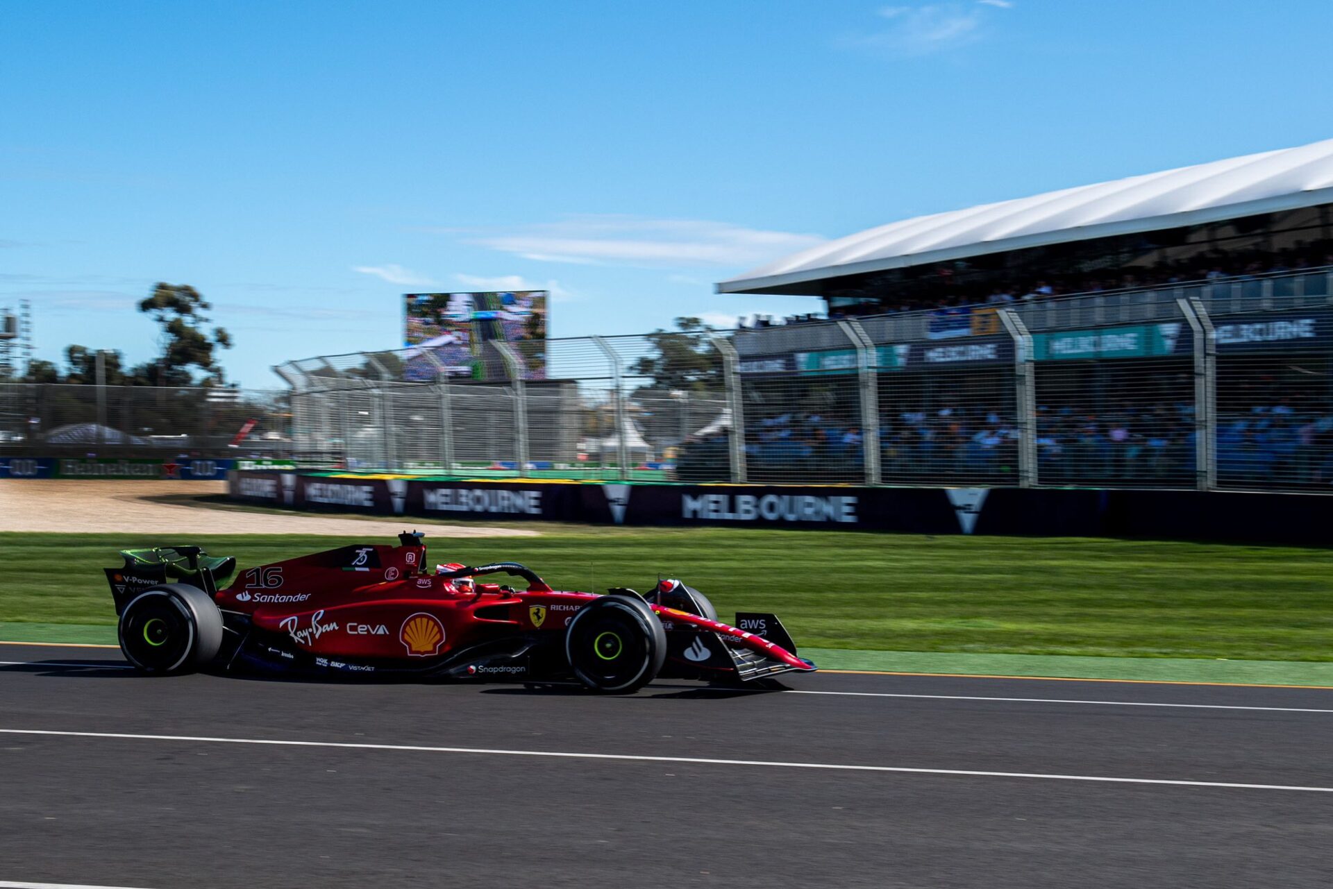 Leclerc sin rival en el Gran Premio de Australia