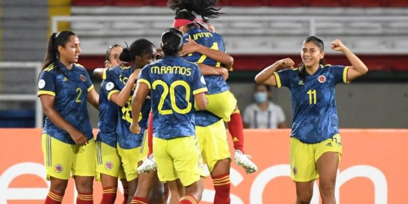 La Selección Colombia Femenina le ganó a Ecuador y está cerca de las semifinales