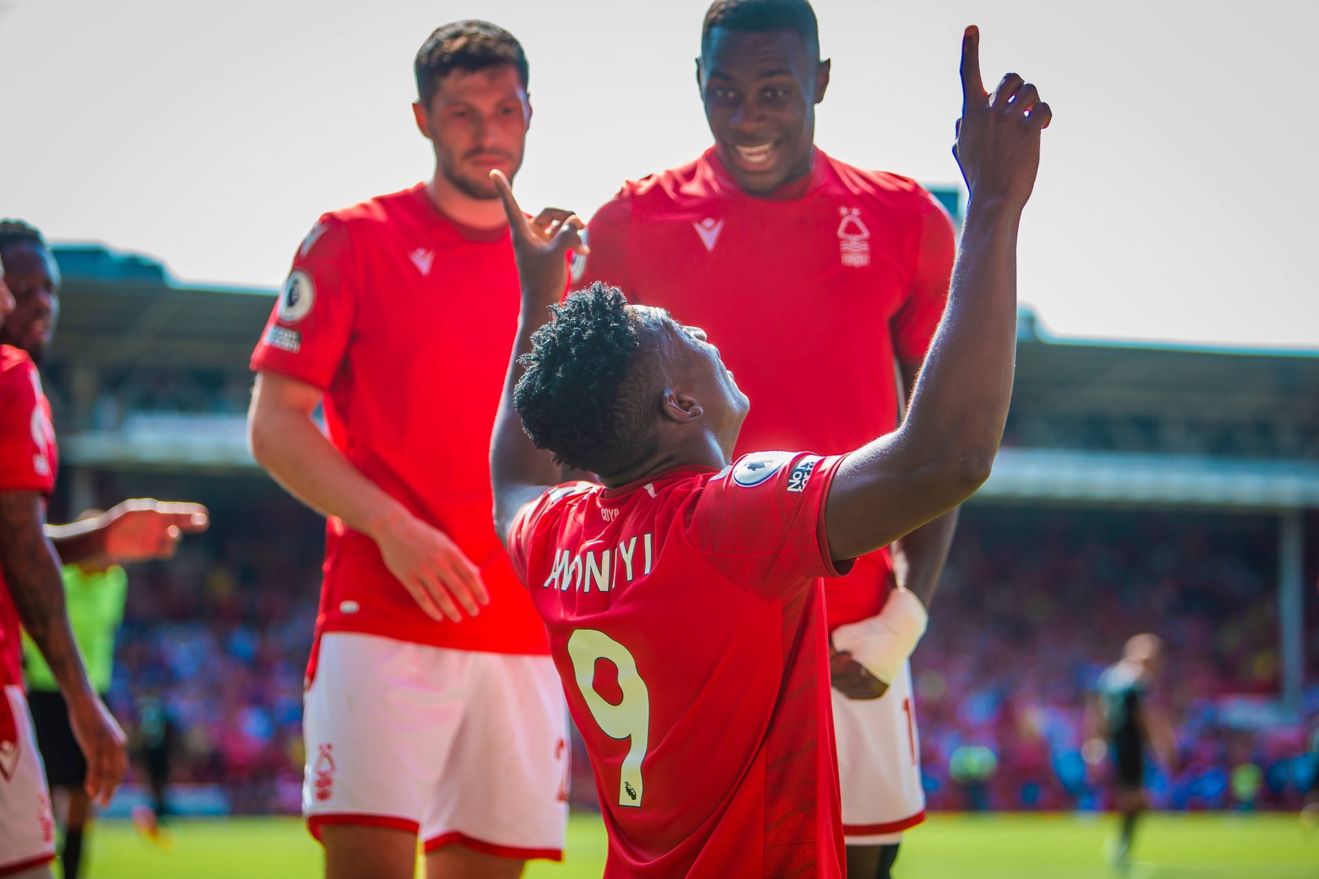 Nottingham Forest vuelve a triunfar en la Premier League tras 23 años