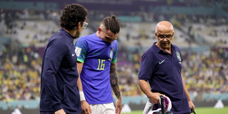 Alex Telles y Gabriel Jesus se pierden el resto del Mundial