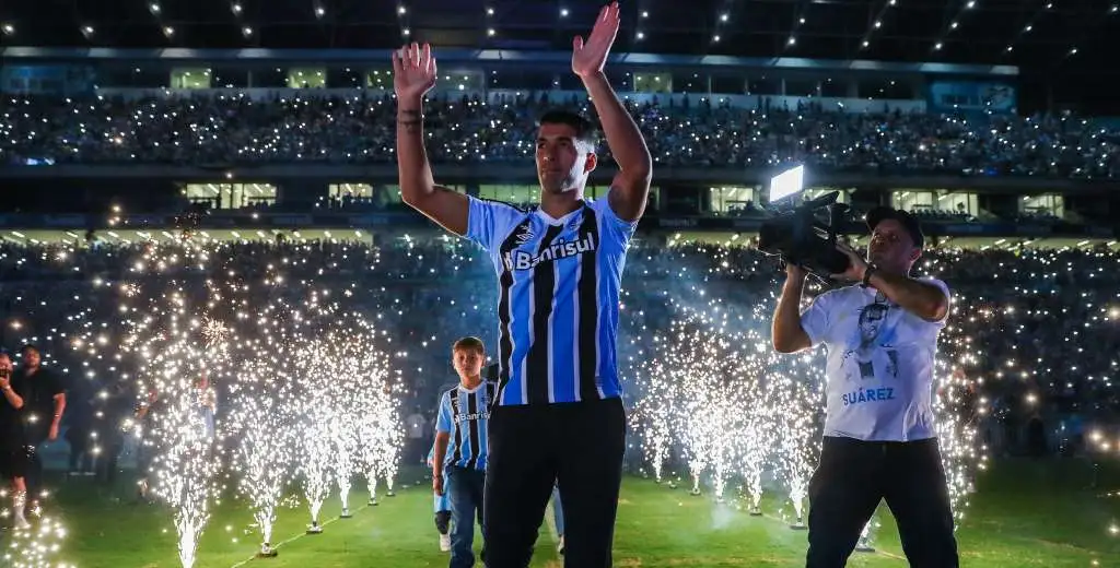 Luis Suárez presentación en Gremio