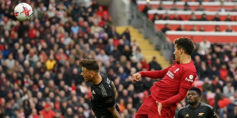 Roberto Firmino gol ante Arsenal