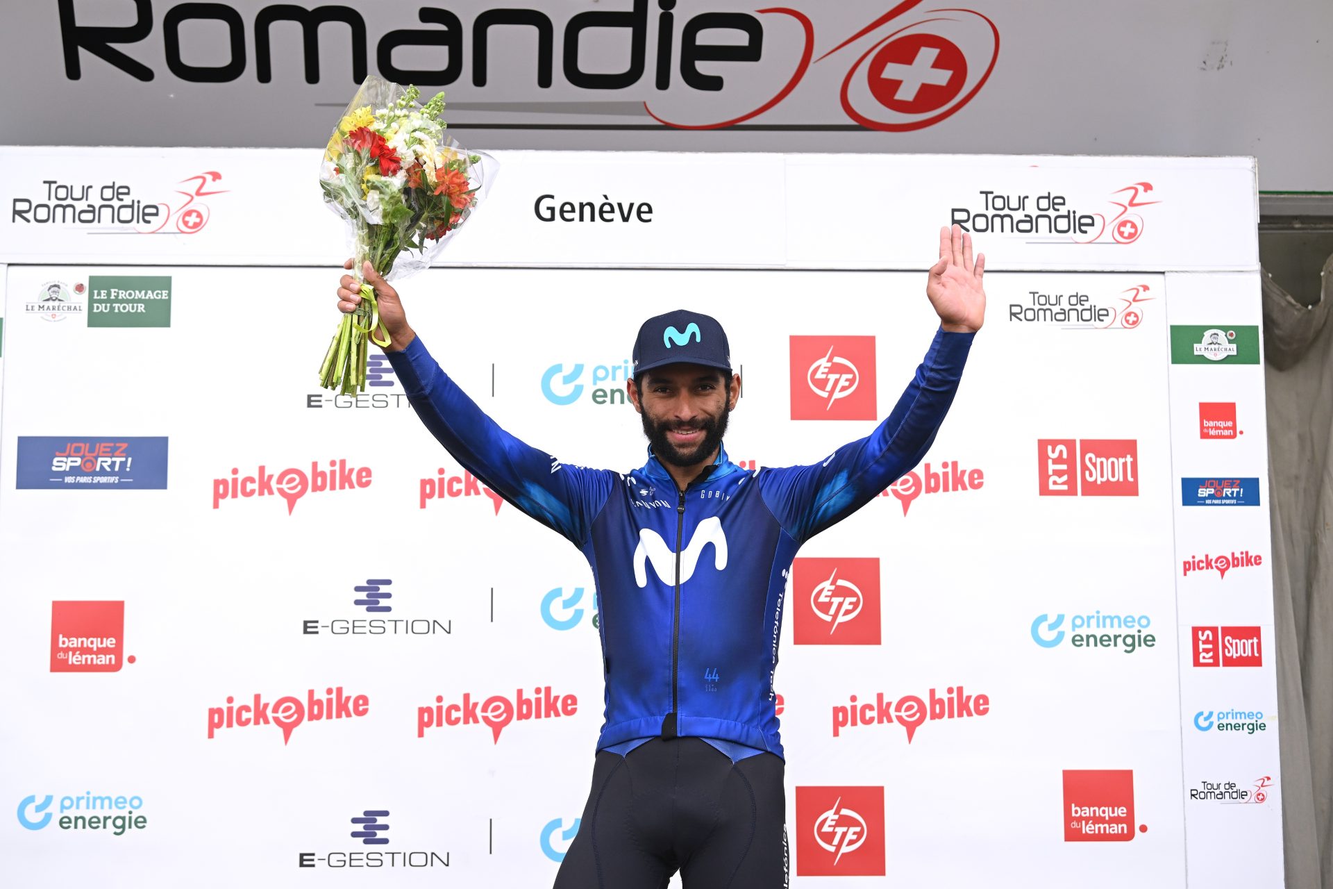 Fernando Gaviria, capo del Movistar en Giro de Italia