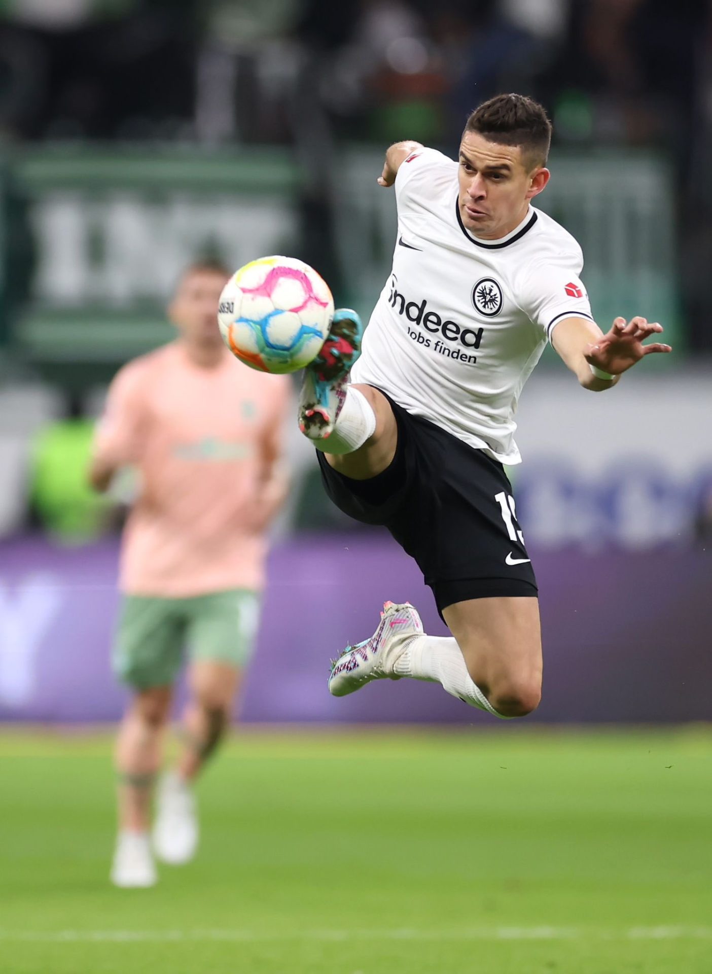 Rafael Borré saldría del Eintracht Frankfurt