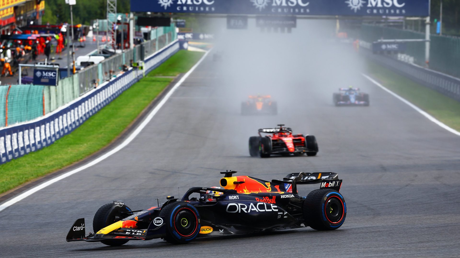 Verstappen gana la carrera sprint en Spa-Francorchamps