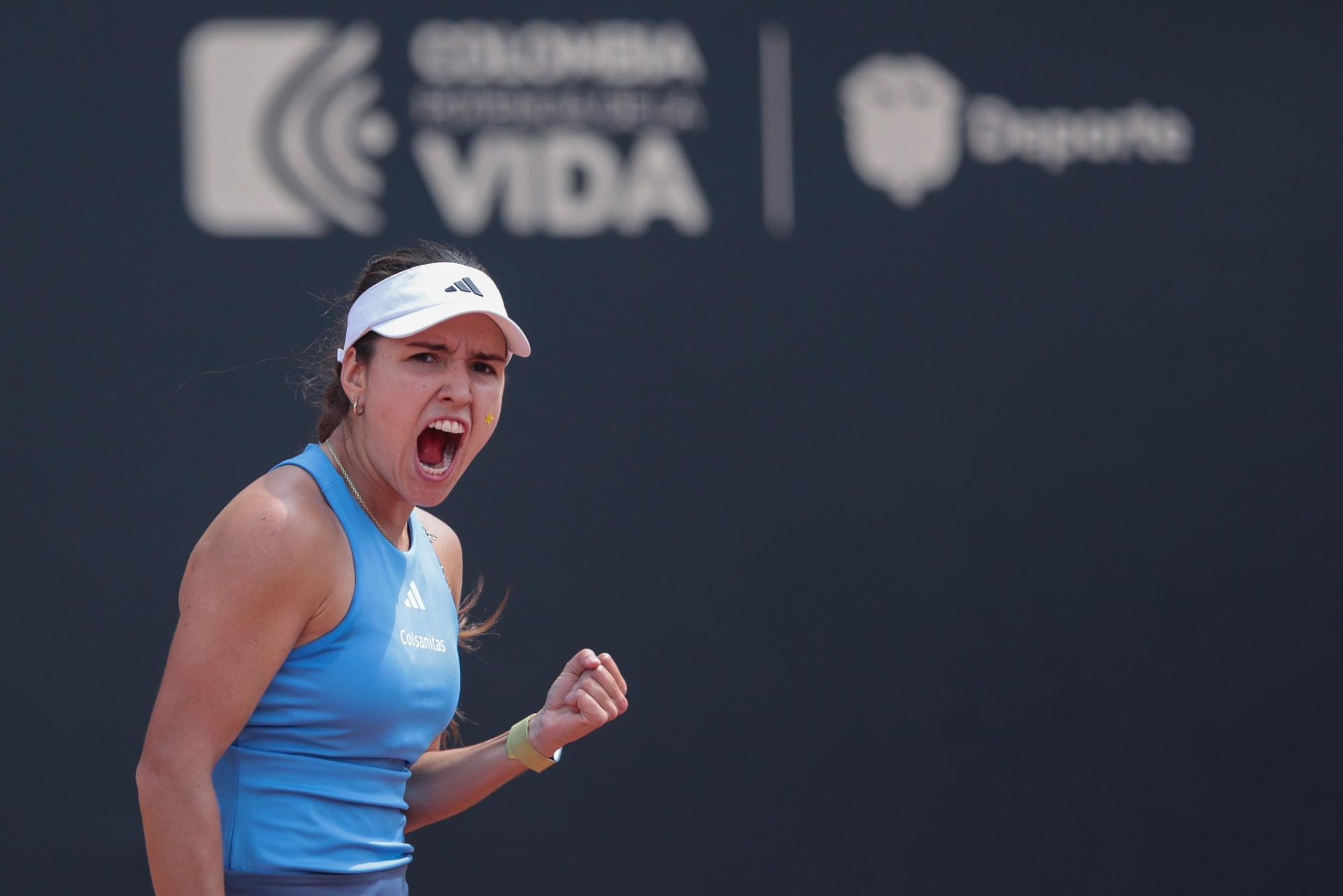 Camila Osorio avanza con paso firme en el WTA 250 de Bogotá