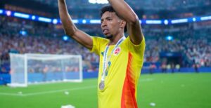 Johan Mojica Colombia Copa América medalla