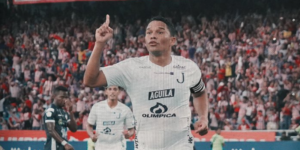 Carlos Bacca ante Alianza