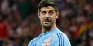 Thibaut Courtois contra hinchas del Atlético de Madrid