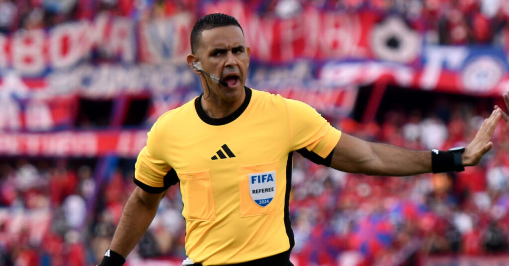 Nacional vs Medellín árbitro Carlos Ortega