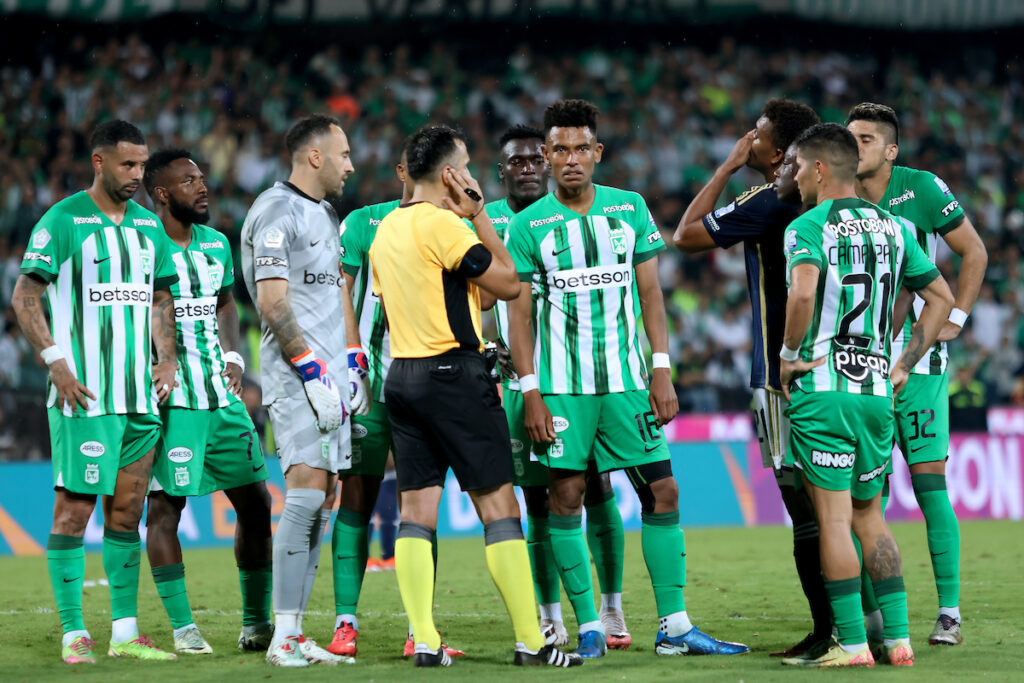 Nacional vs Millonarios Carlos Betancur penalti polémica