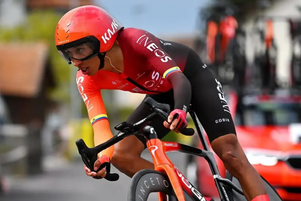 Egan Bernal Ineos Grenadiers cri