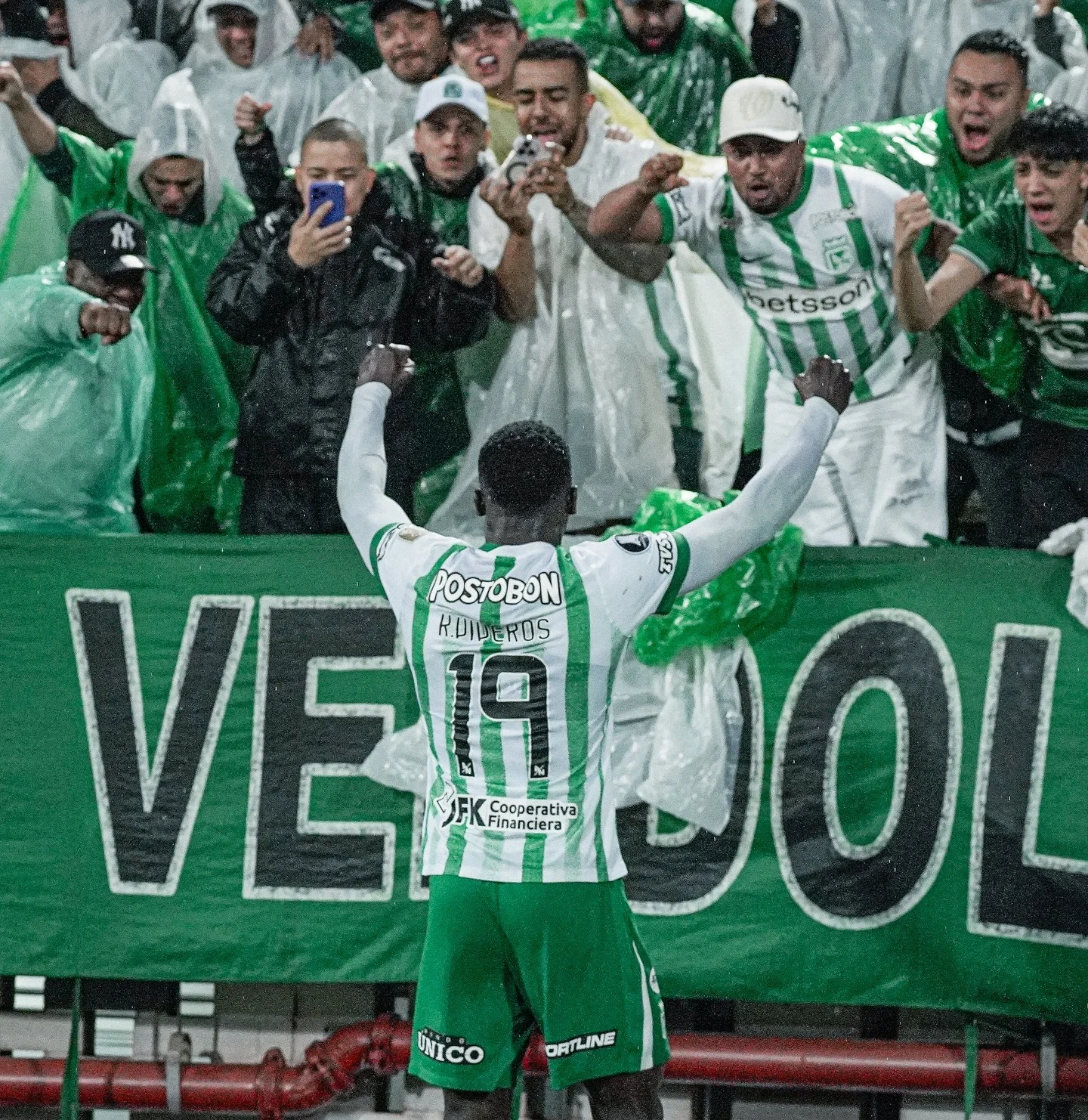 Kevin Viveros Nacional