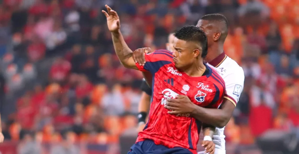 Medellin vs Tolima Luis Sandoval chino