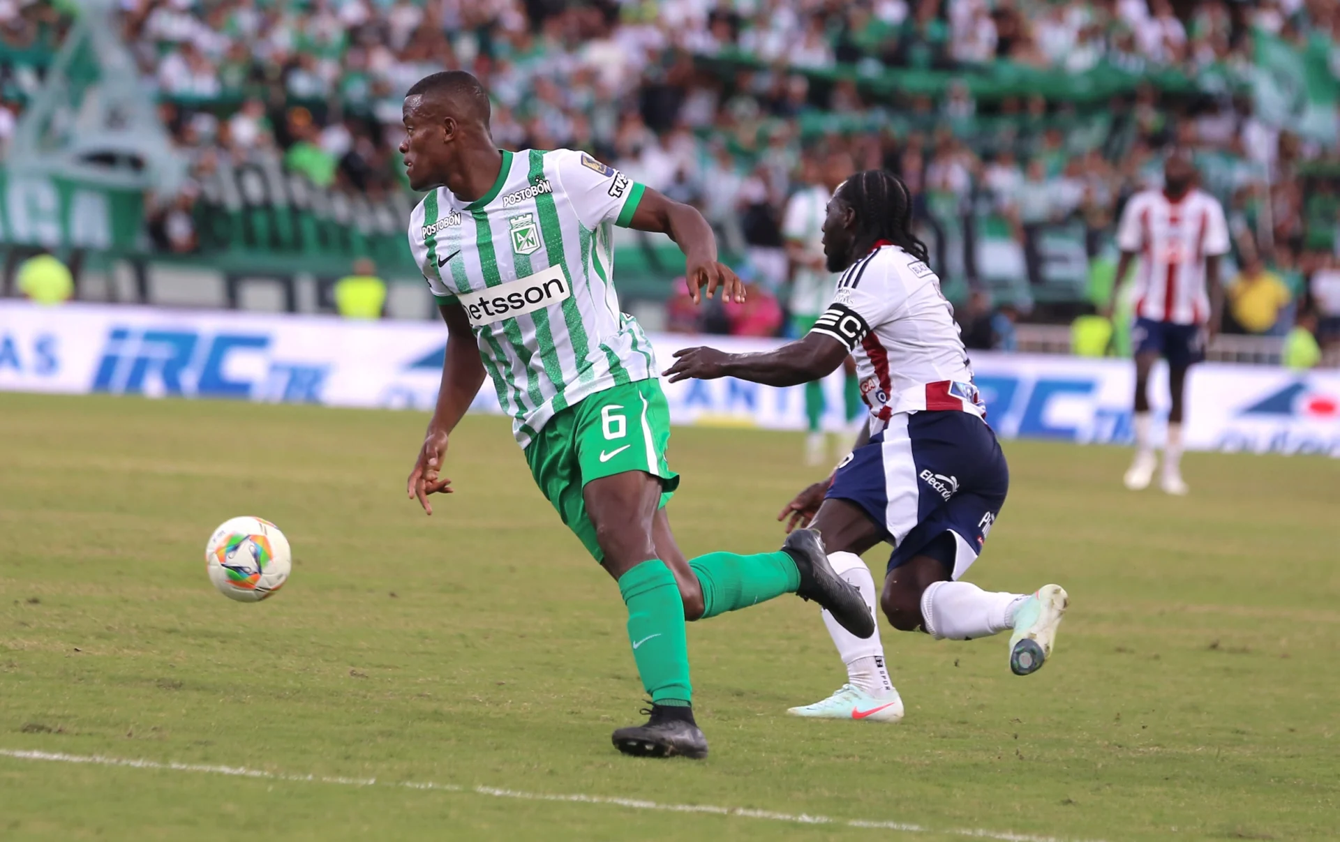 Nacional vs Junior Andrés Román Yimmy Chará