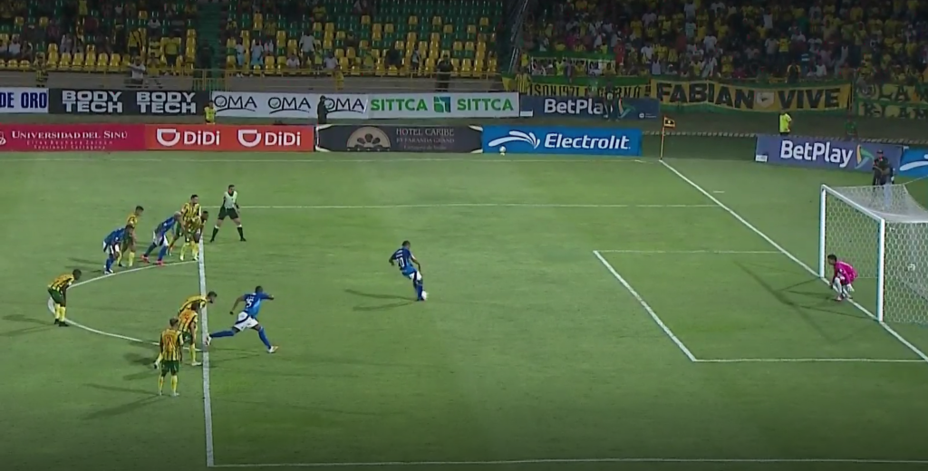 Penalti Banguero invasión