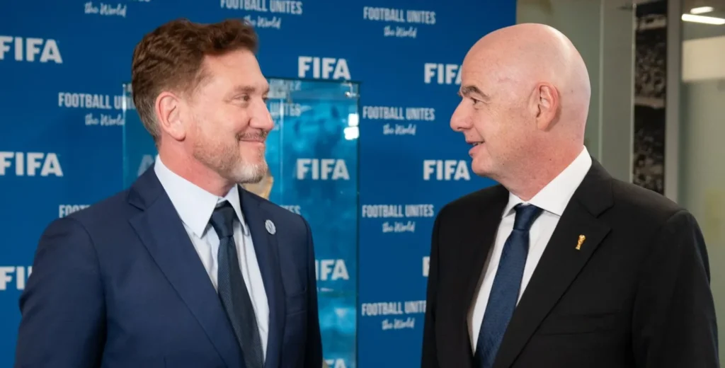 Alejandro Domínguez Gianni Infantino