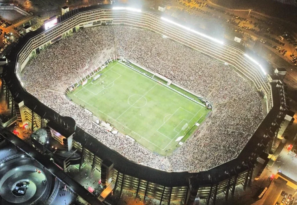 Estadio Monumental Lima