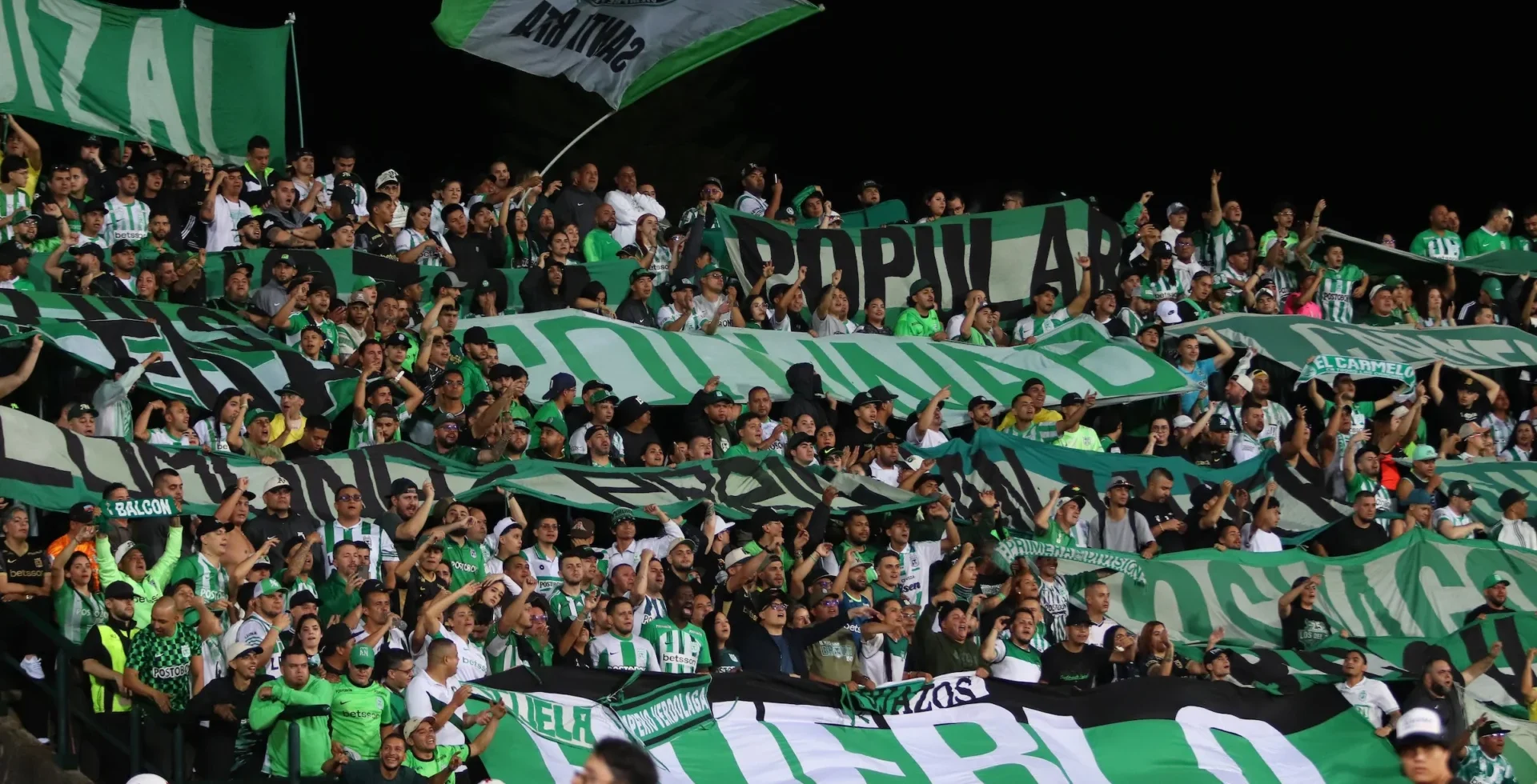 Nacional vs Junior hinchas Ditaires