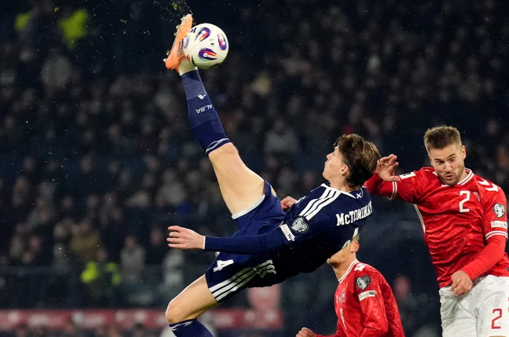 Scott McTominay gol chilena