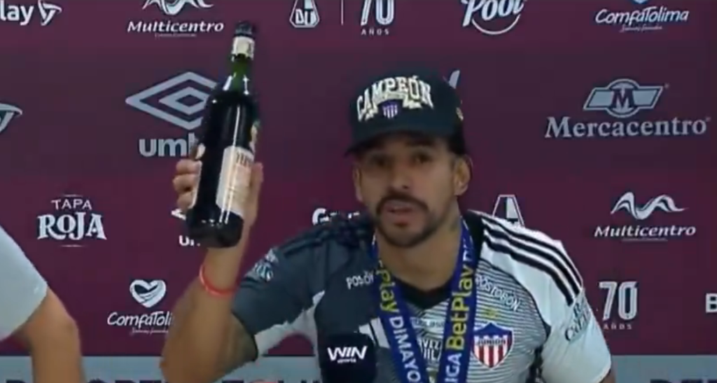 Javier Báez rueda de prensa Junior campeón