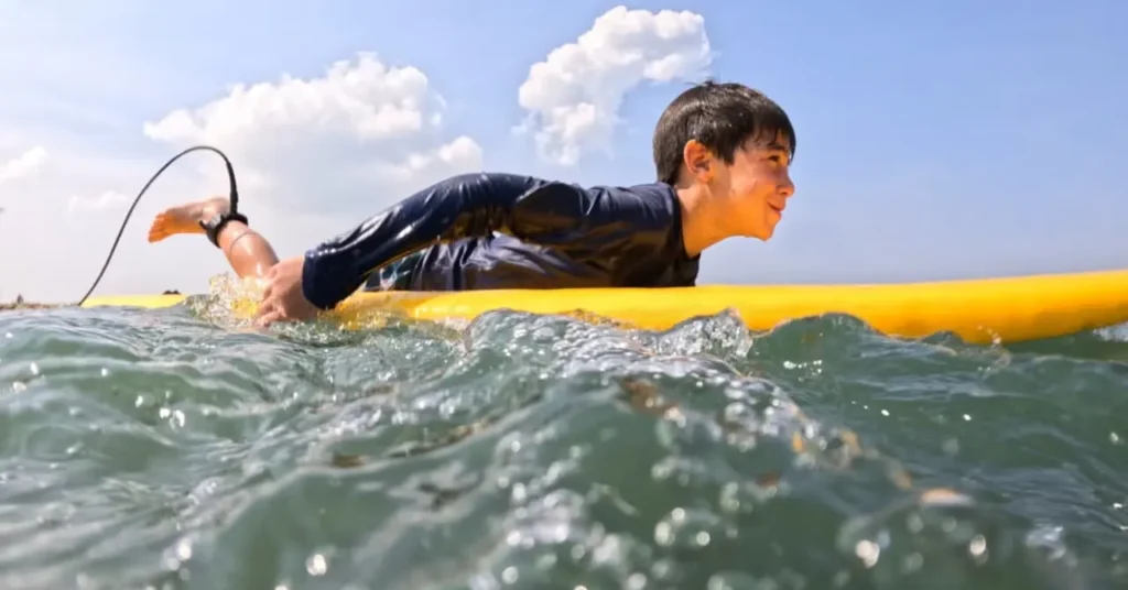 Cuando el agua canta 2 surf