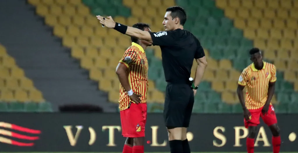 Pereira vs Llaneros árbitro Ricardo Pabón