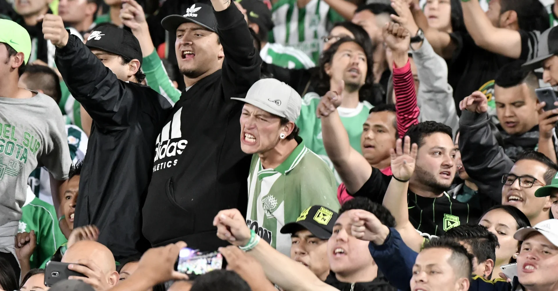 Hinchas de Nacional en Bogotá