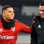 Juan Fernando Quintero y Kevin Castaño durante la final entre River Plate y Belgrano en el estadio Mario Kempes.